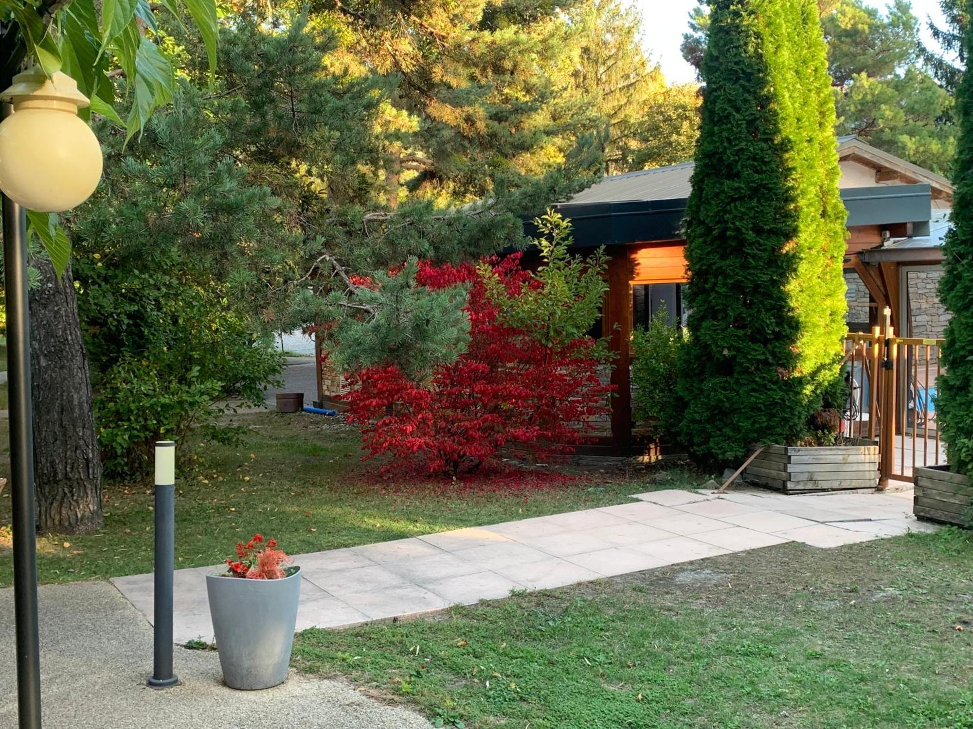 Logis Hotel Le Lac Embrun Dış mekan fotoğraf