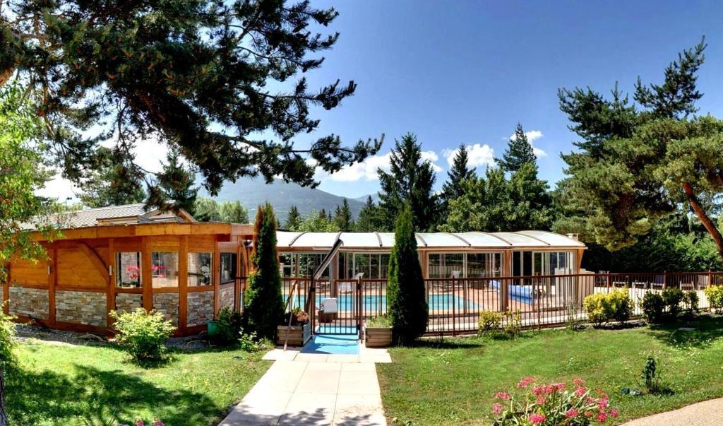 Logis Hotel Le Lac Embrun Dış mekan fotoğraf